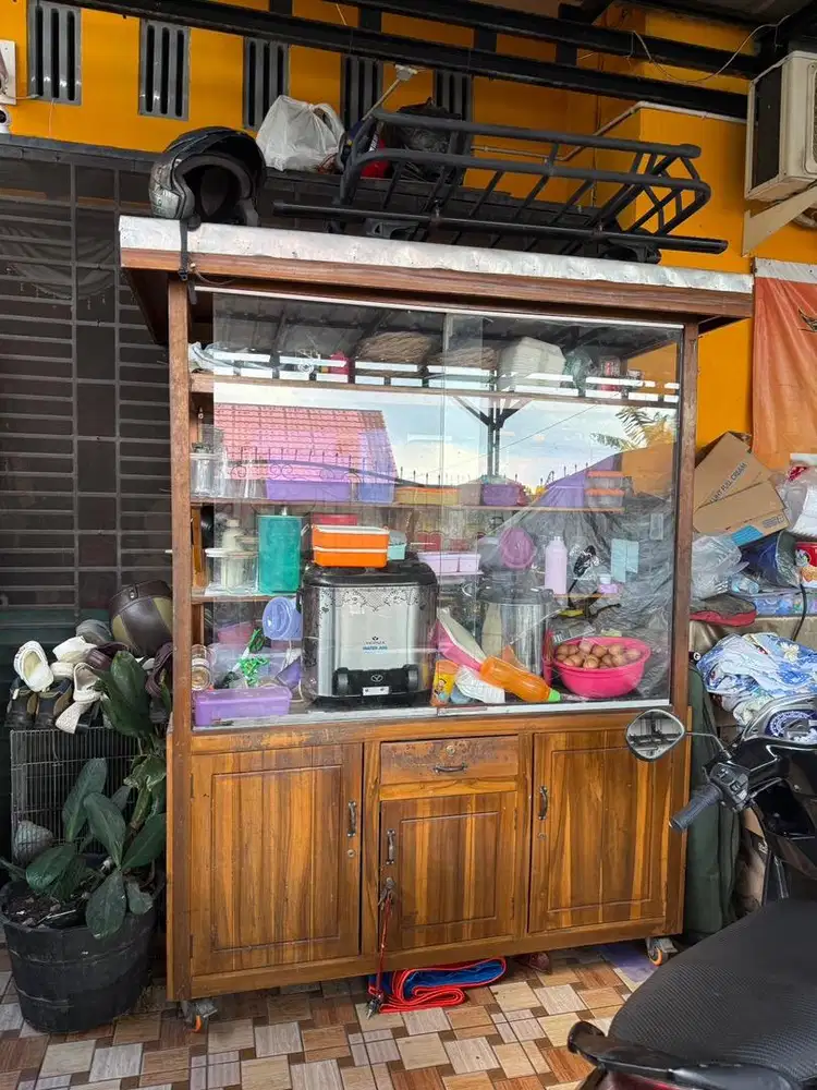 Lemari jualan makan