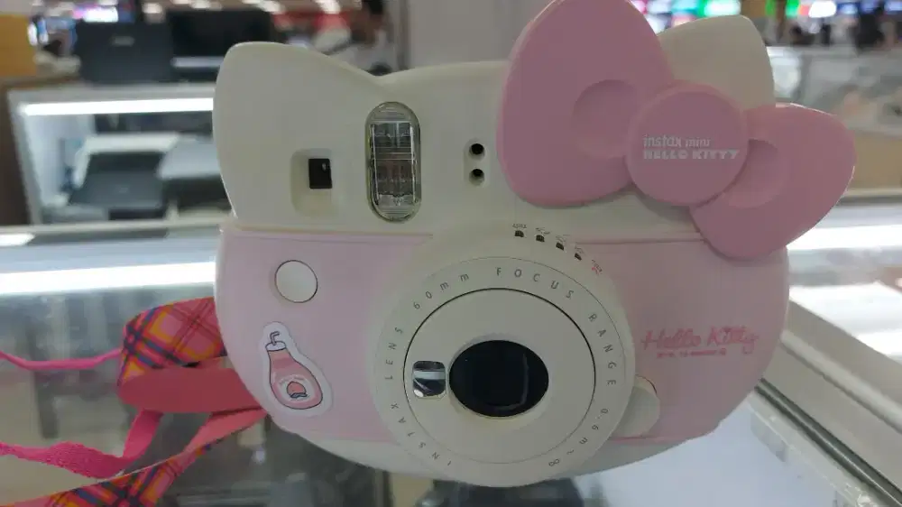 Camera instax mini hello kitty pink