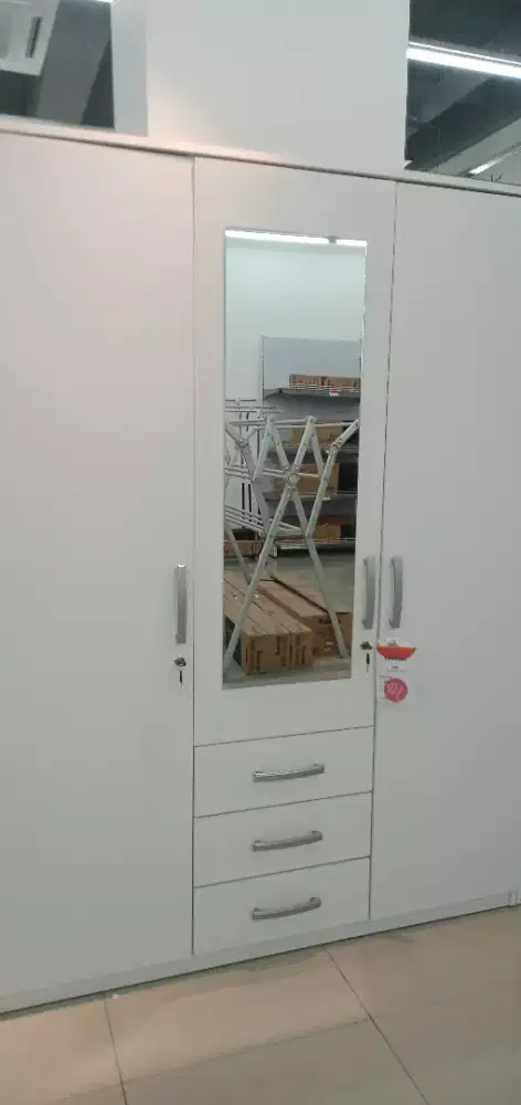 VIND WARDROBE 3DOORS SCANDIA PARADISE WALK SERPONG