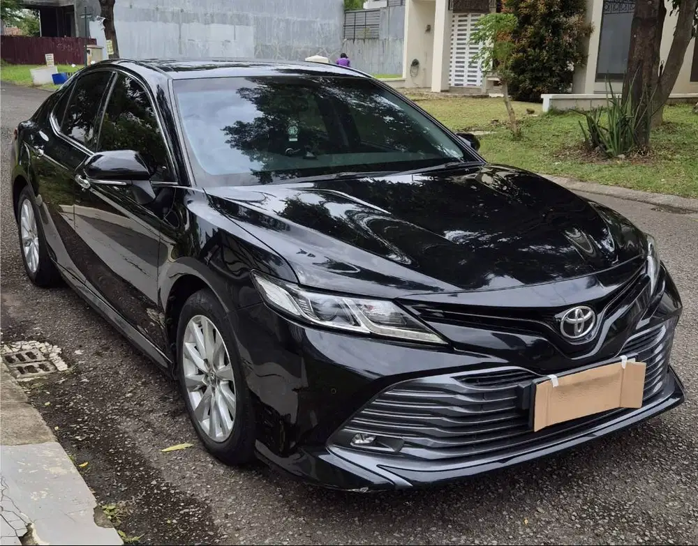 toyota camry v 2019 AT beli dari baru