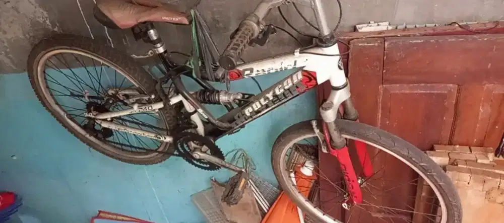 Di jual sepeda Polygon