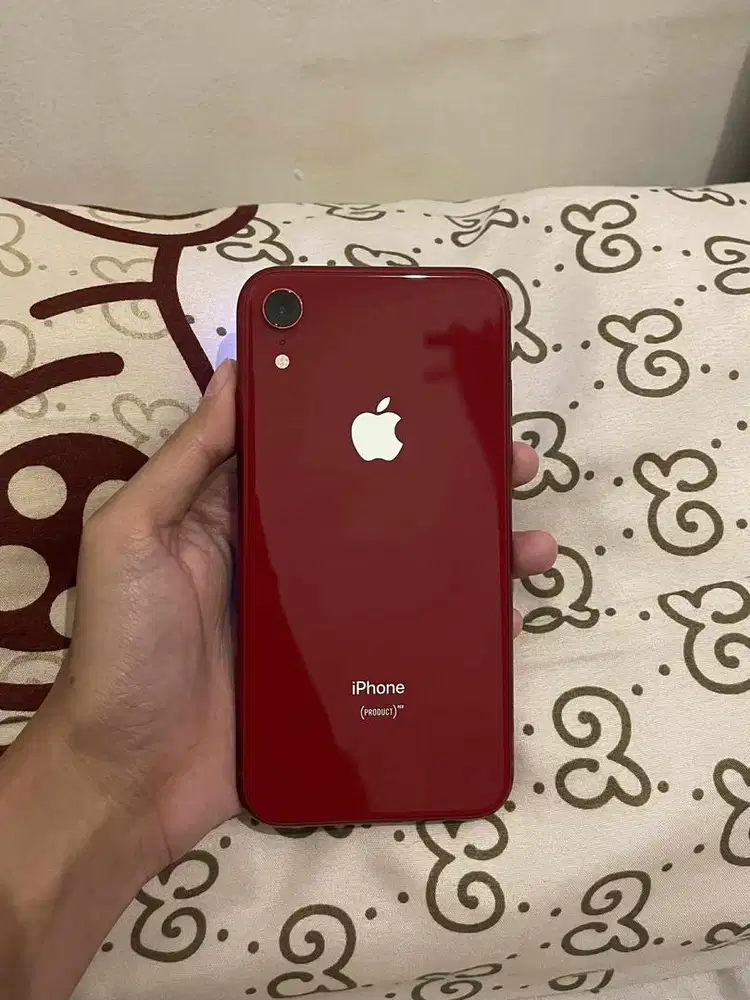 IPHONE XR 64GB RED