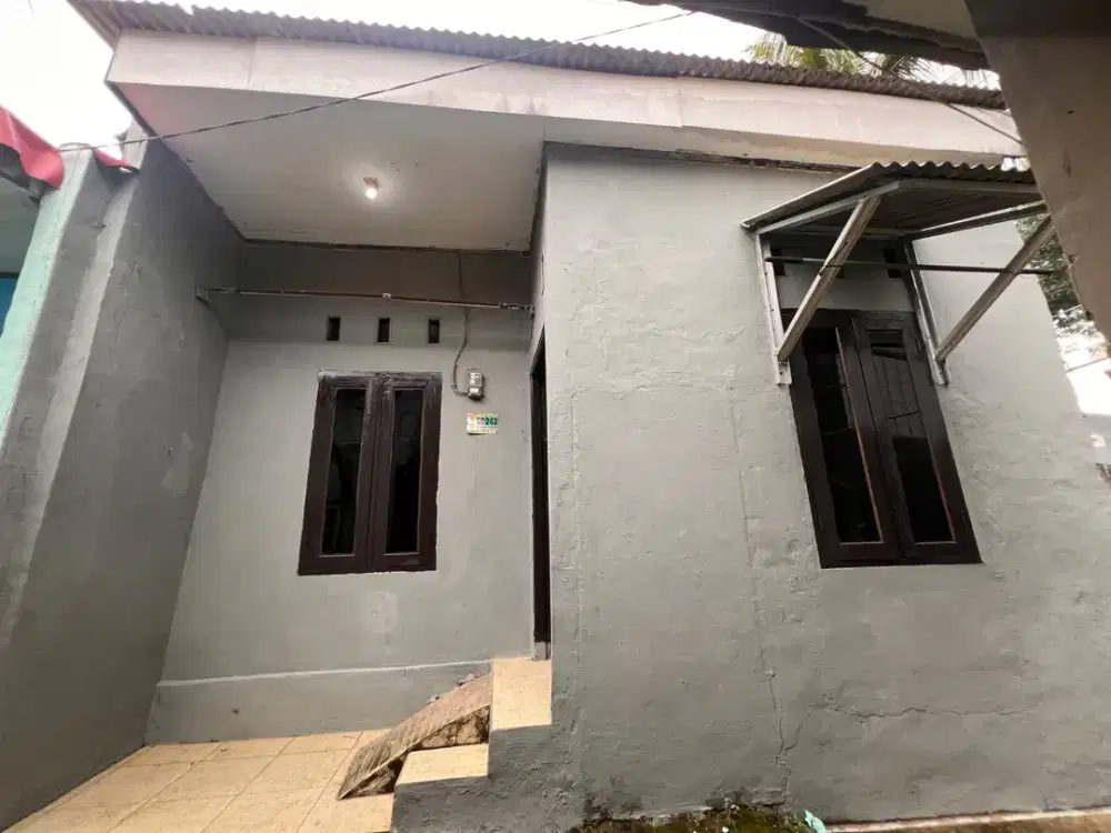 Disewakan Rumah Kontrakan Petakan DEKAT STASIUN CITAYAM 30M2 TIDAK BANJIR AKSES MOTOR BAYAR BULANAN