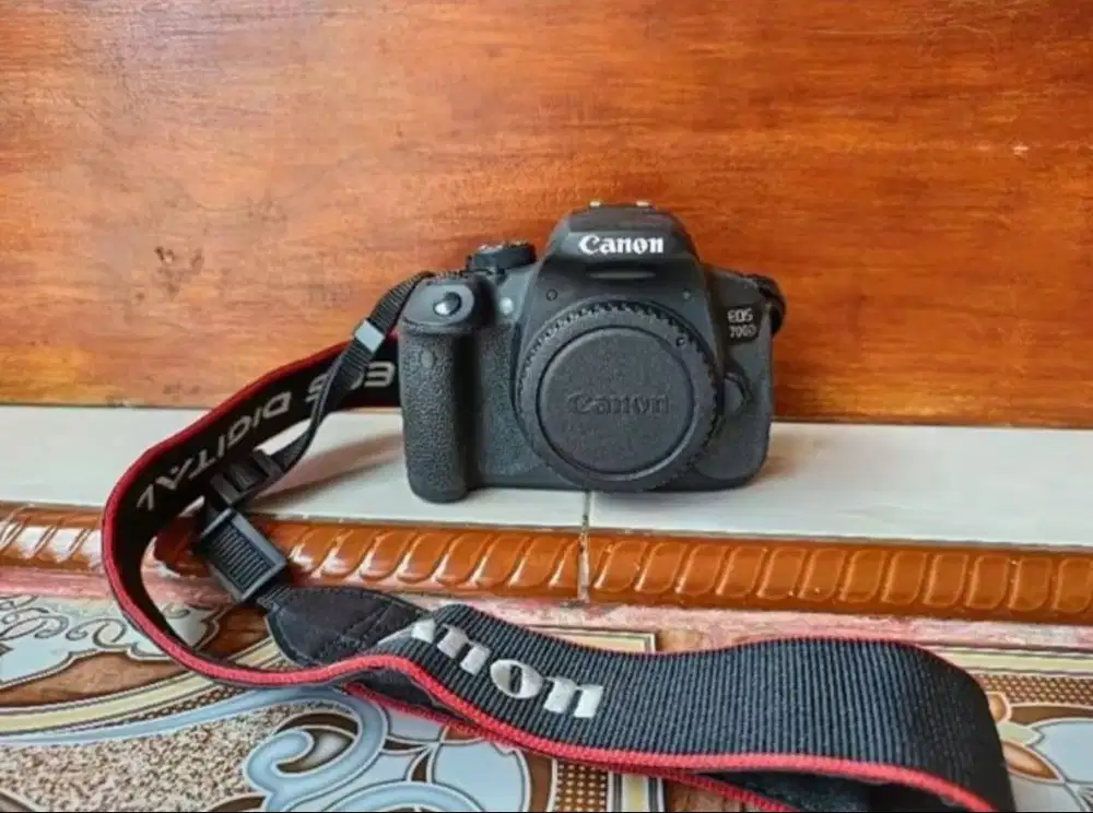 CANON EOS 700D DSLR SECOND (BODY ONLY)