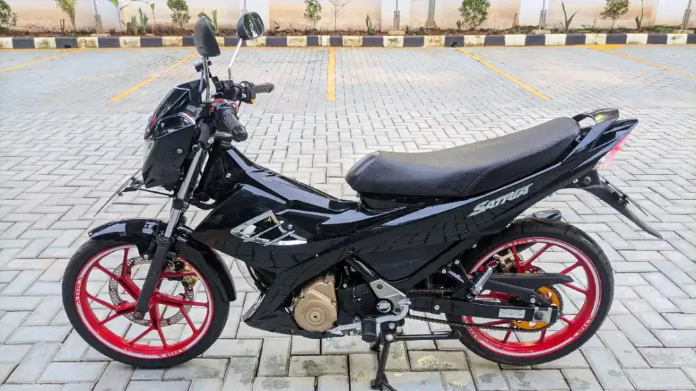 Suzuki satria FU 2015