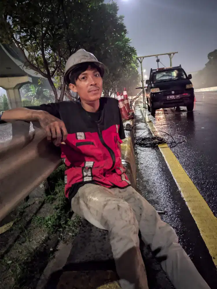 Cari kerjaan apa saja yang pnting halal