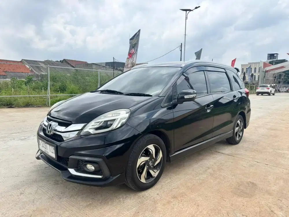 Honda Mobilio Rs Cvt 2015