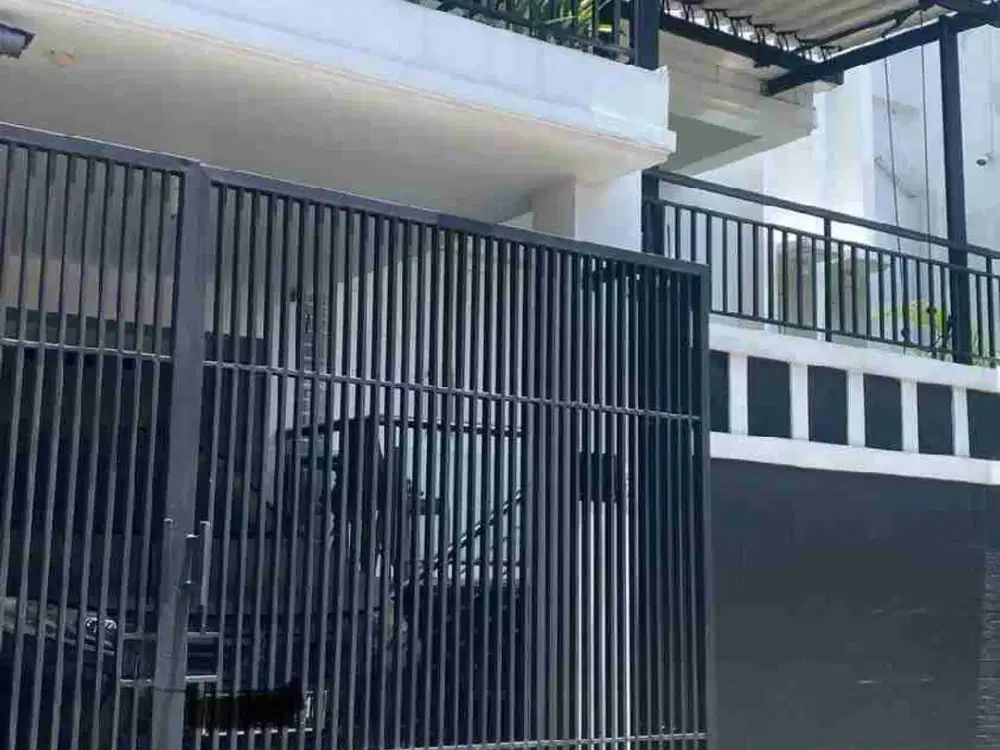 Dijual Cepat Rumah 2 Lantai Siap Huni di Galaxy Kota Bekasi