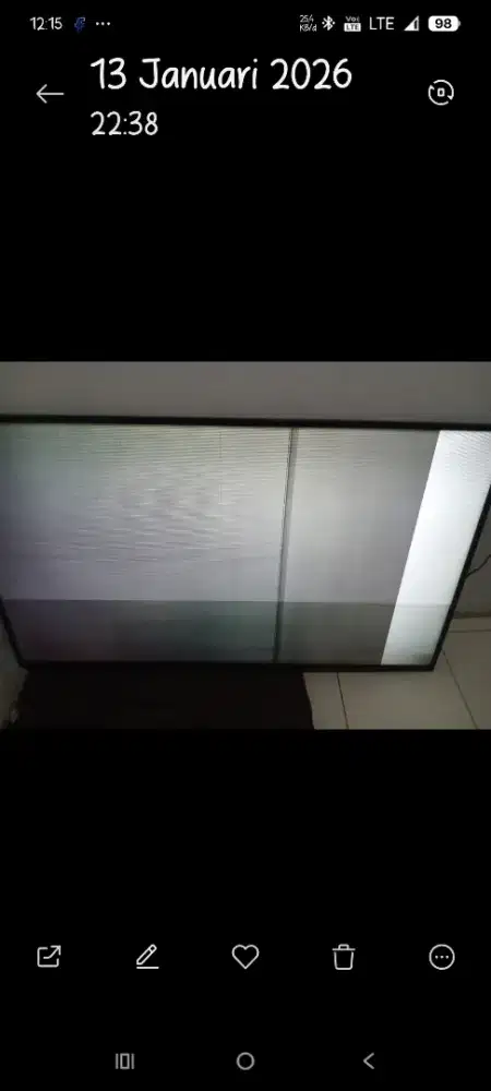 Tv led philips 65 Rusak layar