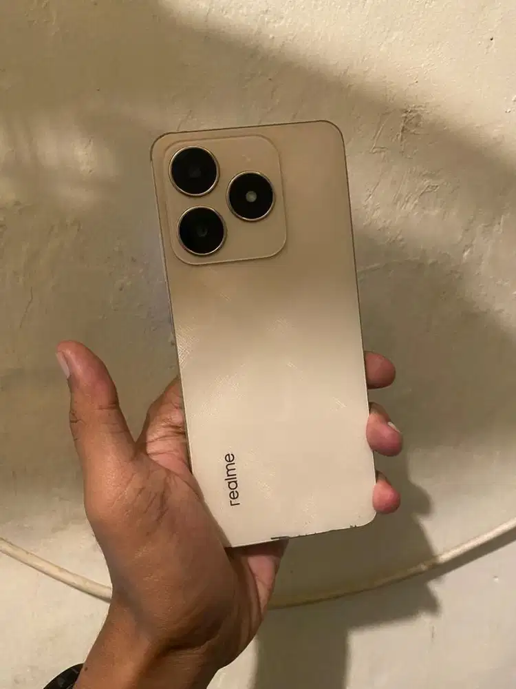 realme c63 8/128 nfc nomines