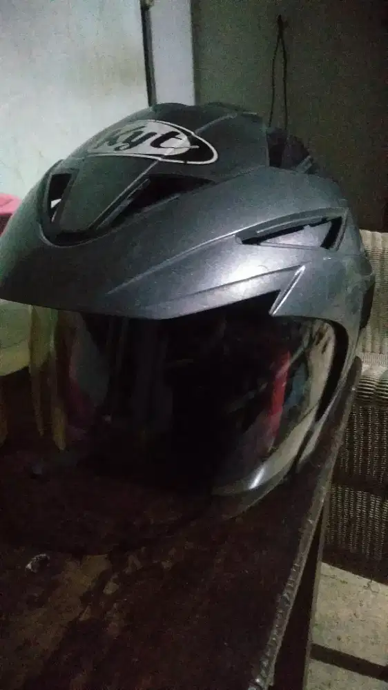 Jual helm kyt second