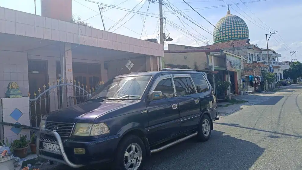 Kijang LGX 1998