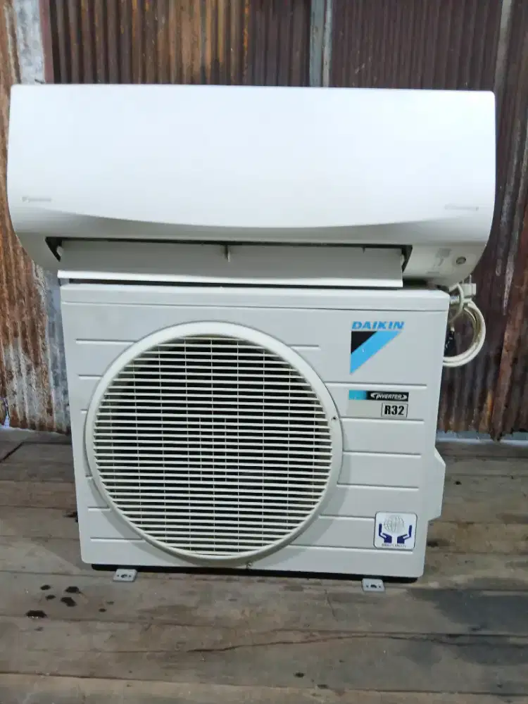 JUAL AC 1/2 PK BEKAS BERGARANSI