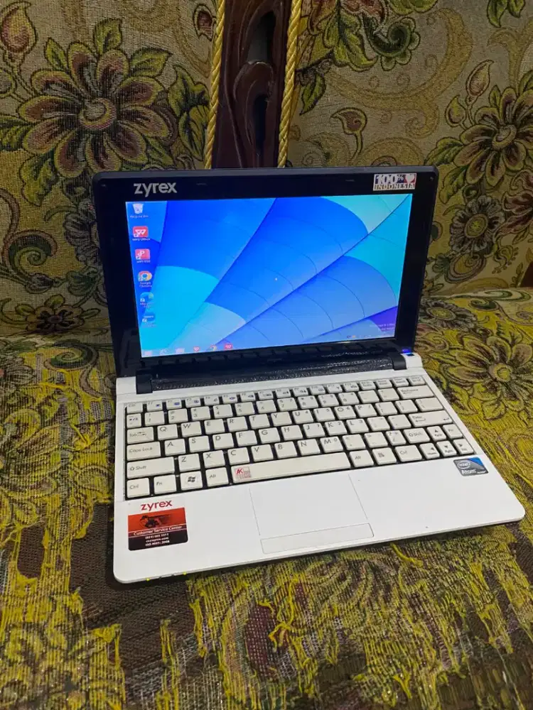 notebook zyrex intel atom