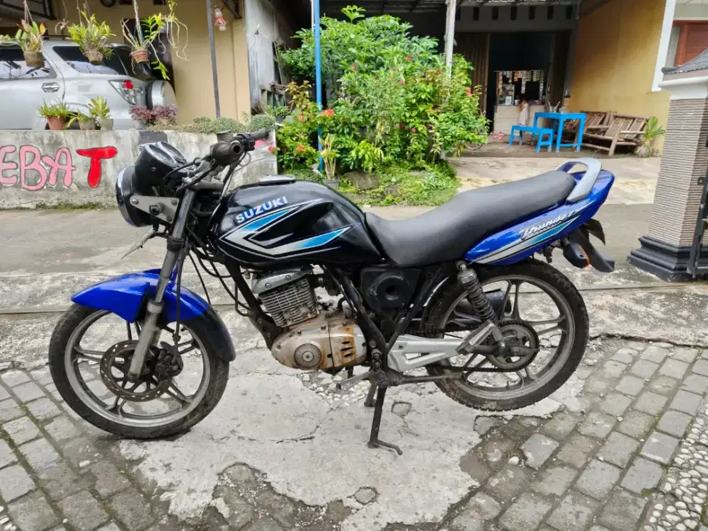 Suzuki Thunder THN 2004 plat AB Bantul.