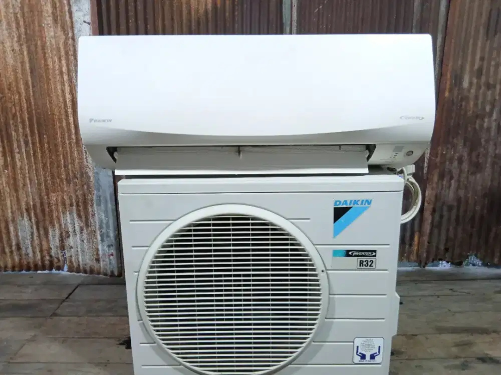 MENJUAL AC BEKAS 1/2 PK KOMPLIT