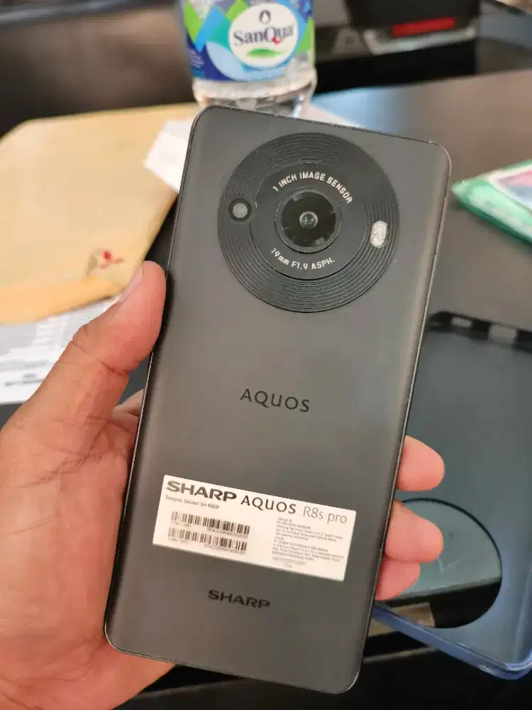 Jual sharp aquos r8s pro snapdragon 8 gen 2 resmi sensor 1in terima TT