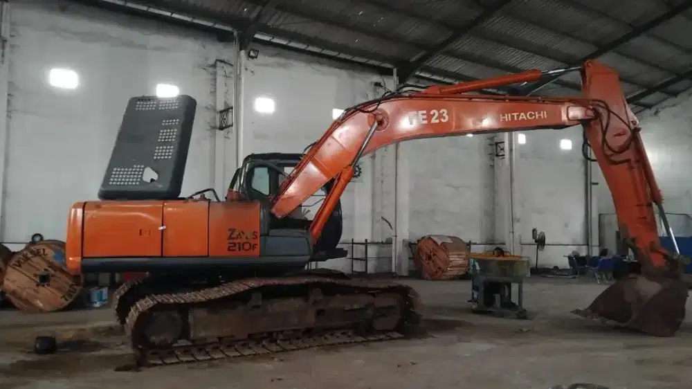 Exavator Hitachi zaxis210 tahun 2012