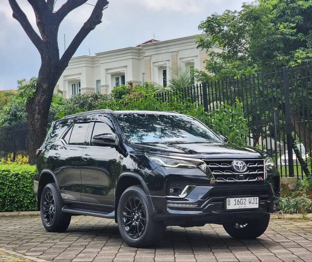 TDP 85.JT NEGO| FORTUNER GR SPORT 2.8 AT 2024 NIK'2023 HITAM RASA BARU