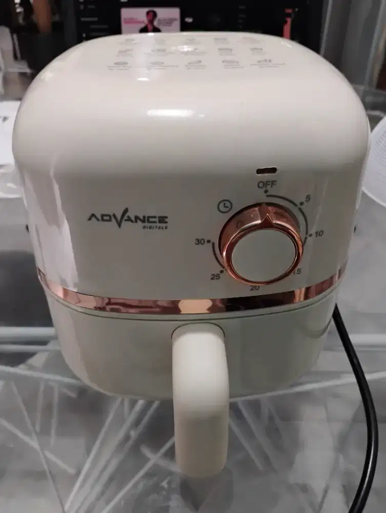 Air fryer Advance Digitals 600Watt 2.4L kondisi baru tanpa dus/box
