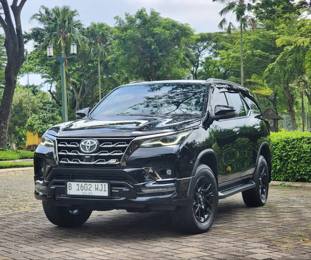 TDP 85.JT NEGO| FORTUNER GR SPORT 2.8 AT 2024 NIK'2023 HITAM SEGER !!
