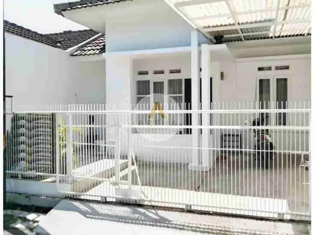 Rumah siap huni di taman Cibaduyut indah Bandung