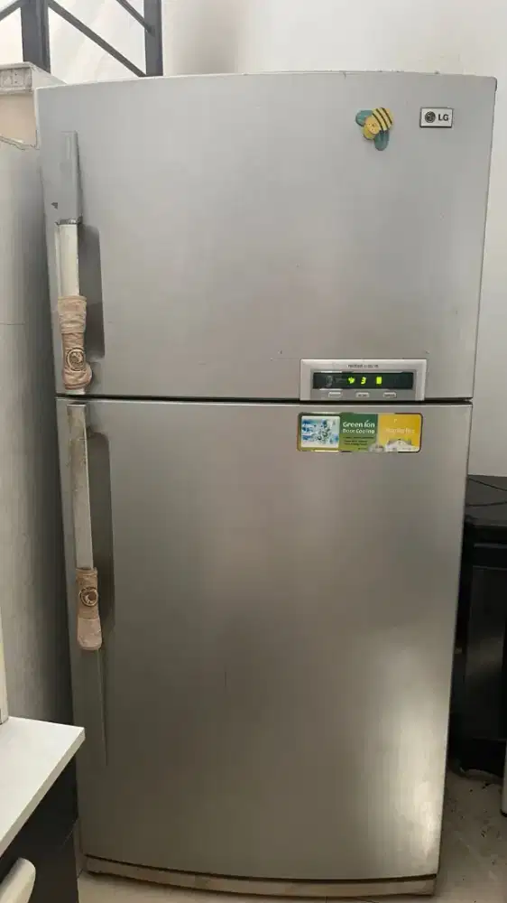 Kulkas LG 2 pintu