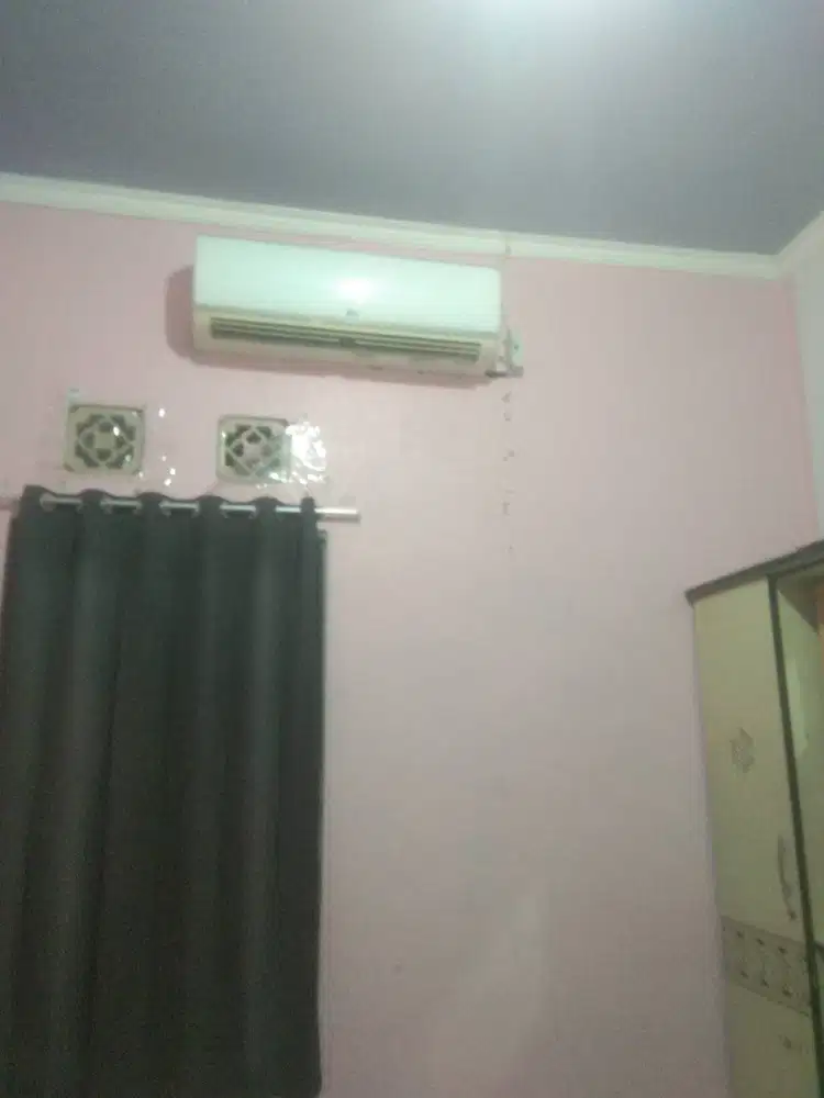 Di jual AC LG 3/4 pk kondisi masih normal dingin