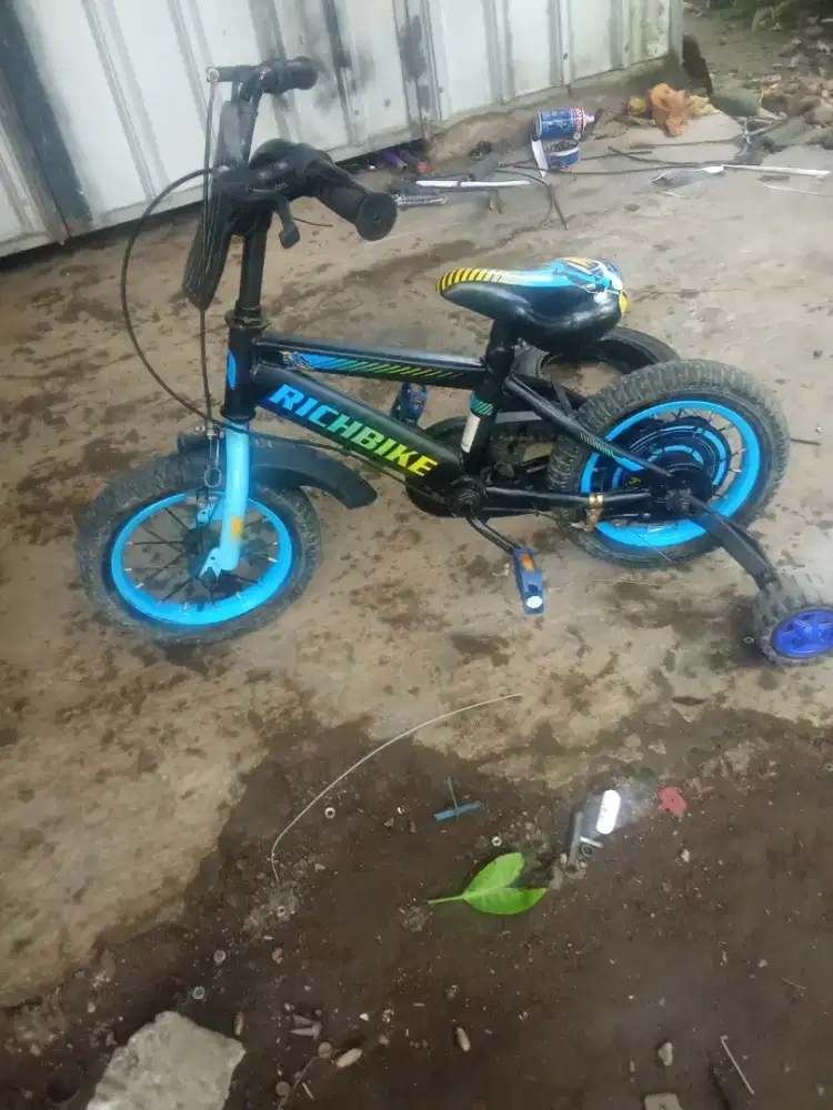 Sepeda 12 siap pakai mulus