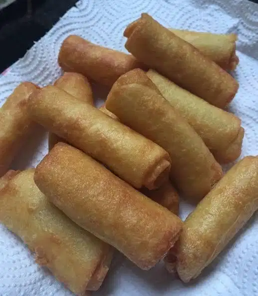 Dicari karyawan untuk mangkal dagang aneka gorengan