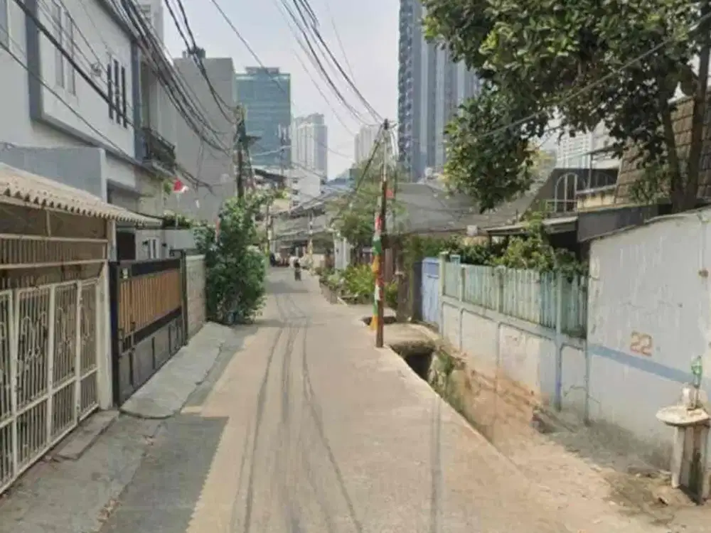 Dijual Rumah Hitung tanah di Karet Kuningan