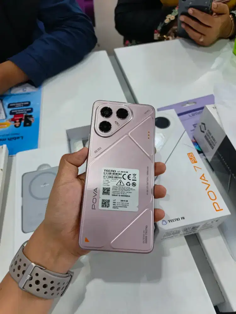 TECNO POVA 7 5G PINK