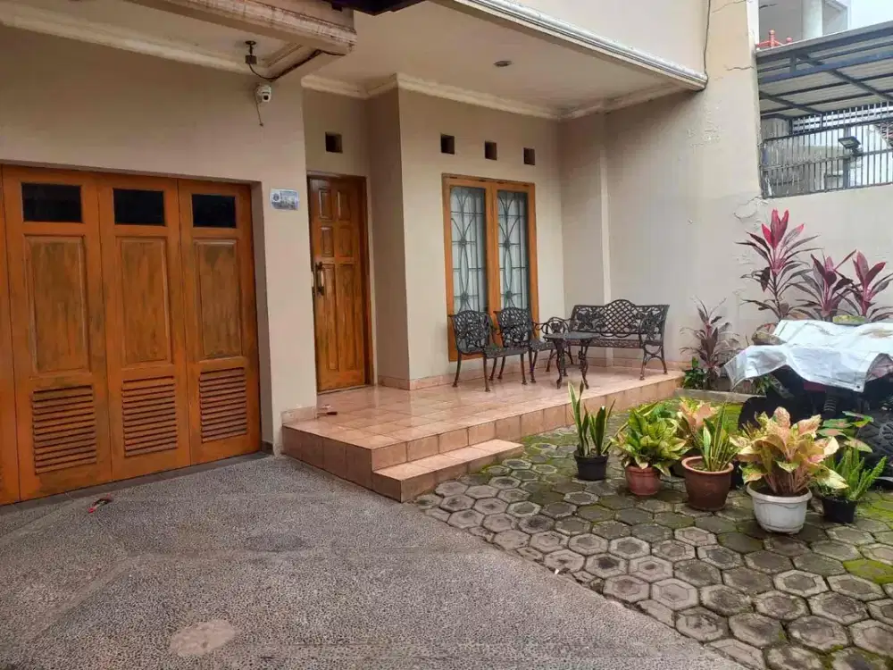 Dijual Rumah di Srengseng Kebon Jeruk