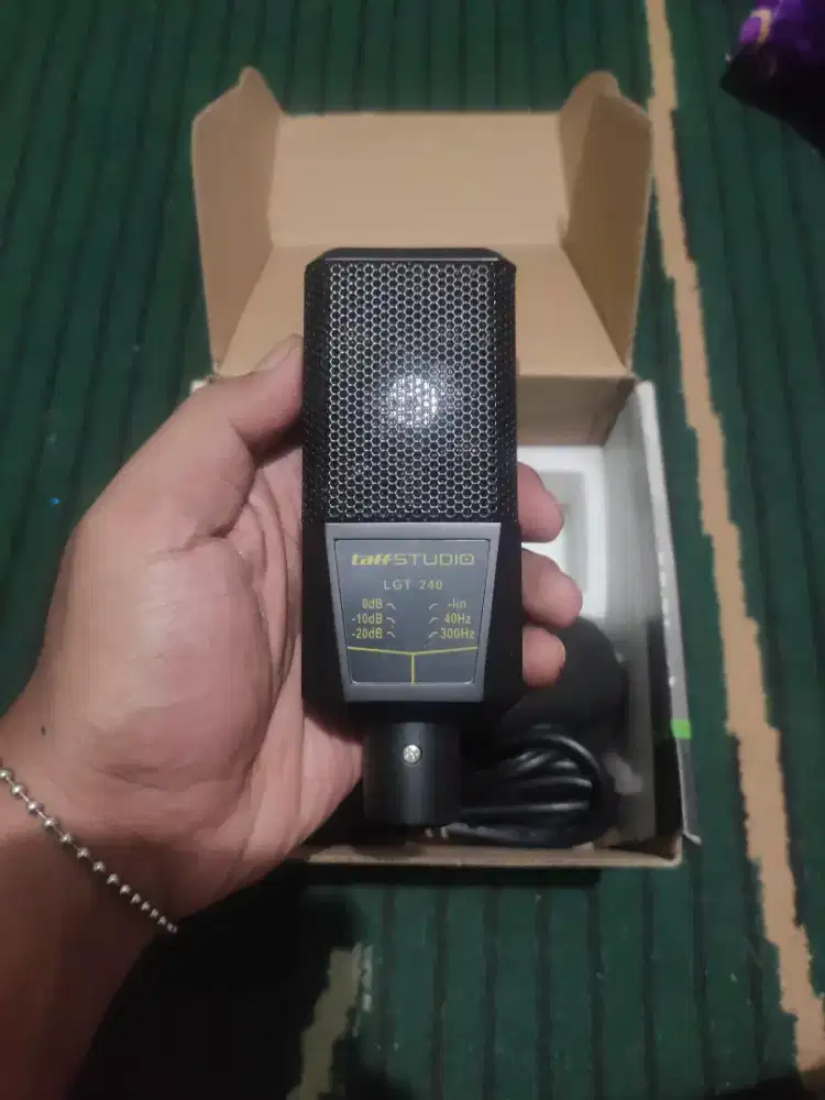 TaffSTUDIO GMark Microphone Condenser LGT 240