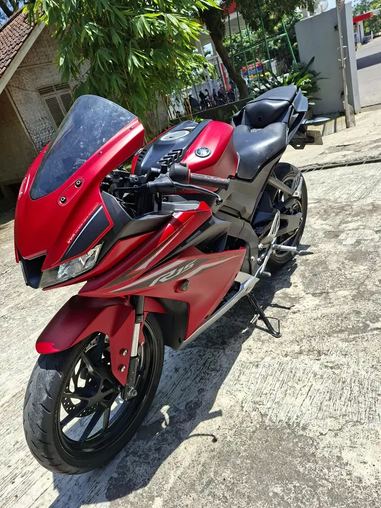 Yamaha R15 V3 2017 mulus