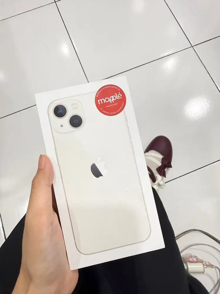 Iphone 13 128 starlight/putih garansi resmi