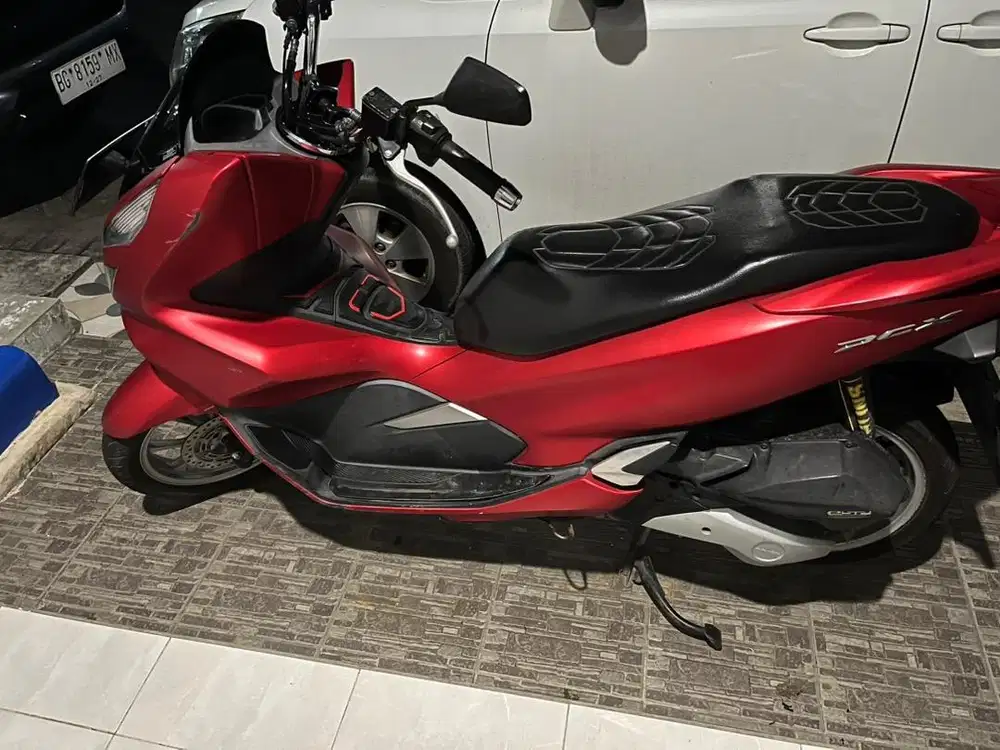 Dijual santai Honda PCX tahun 2020