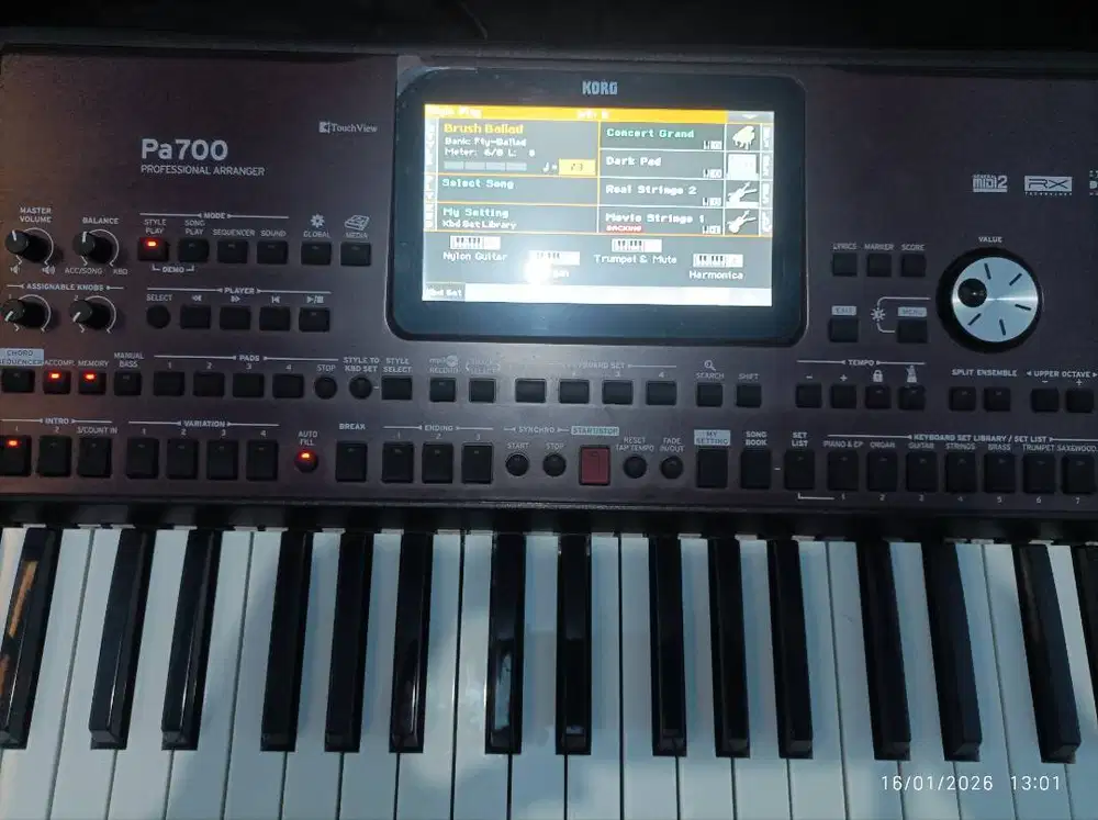 Keyboard Korg Pa700 RCA