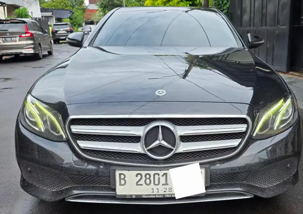 Mercy e250 hitam tahun 2018