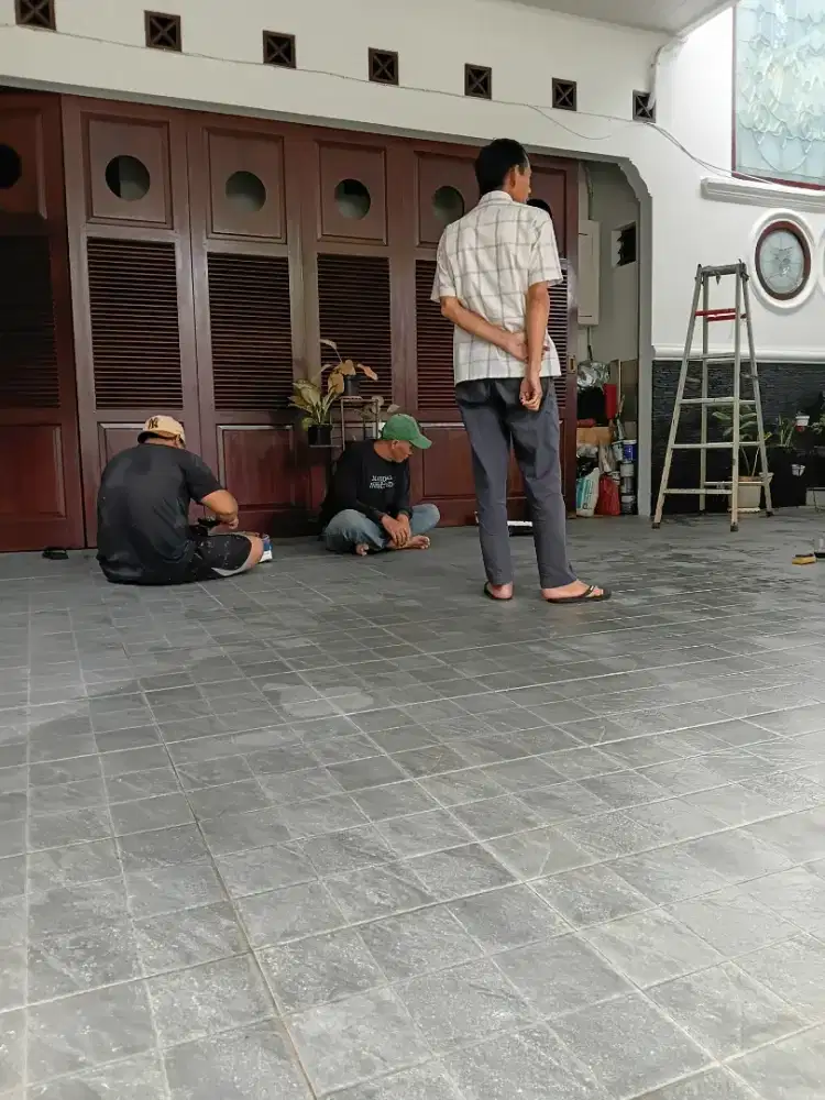 saya mencari pekerjaan