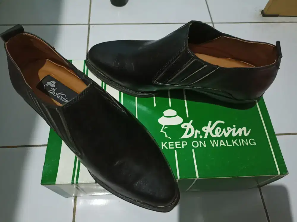 Sepatu Office Dr Kevin Original