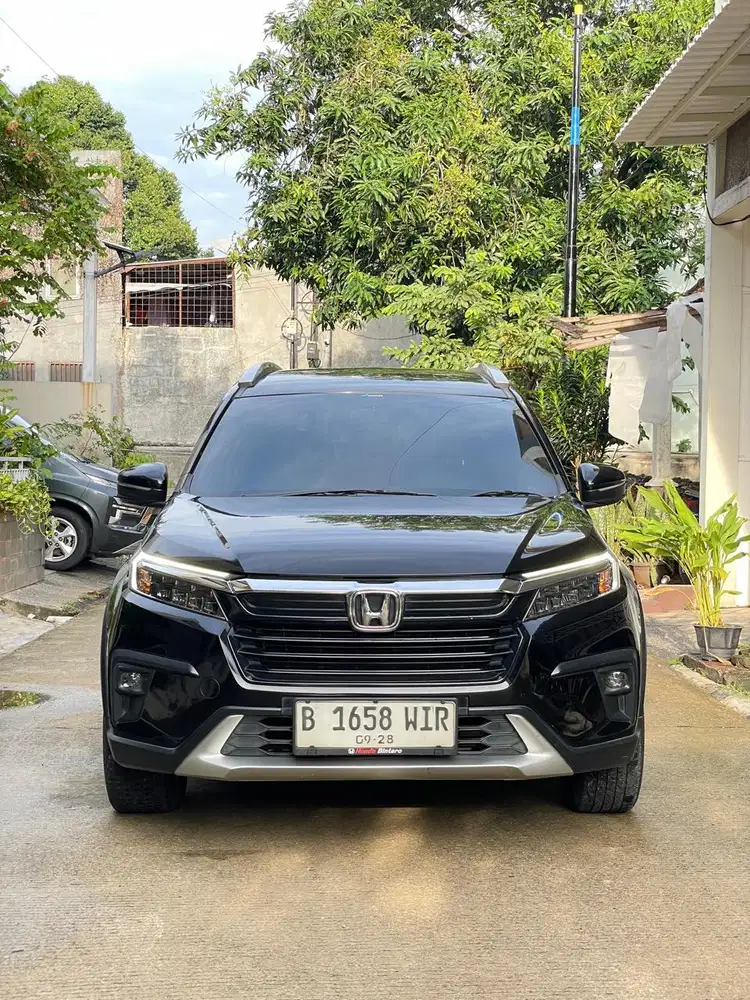 LIKE NEW  ! Honda All New BR-V PRESTIGE CVT Th 2024 2023
