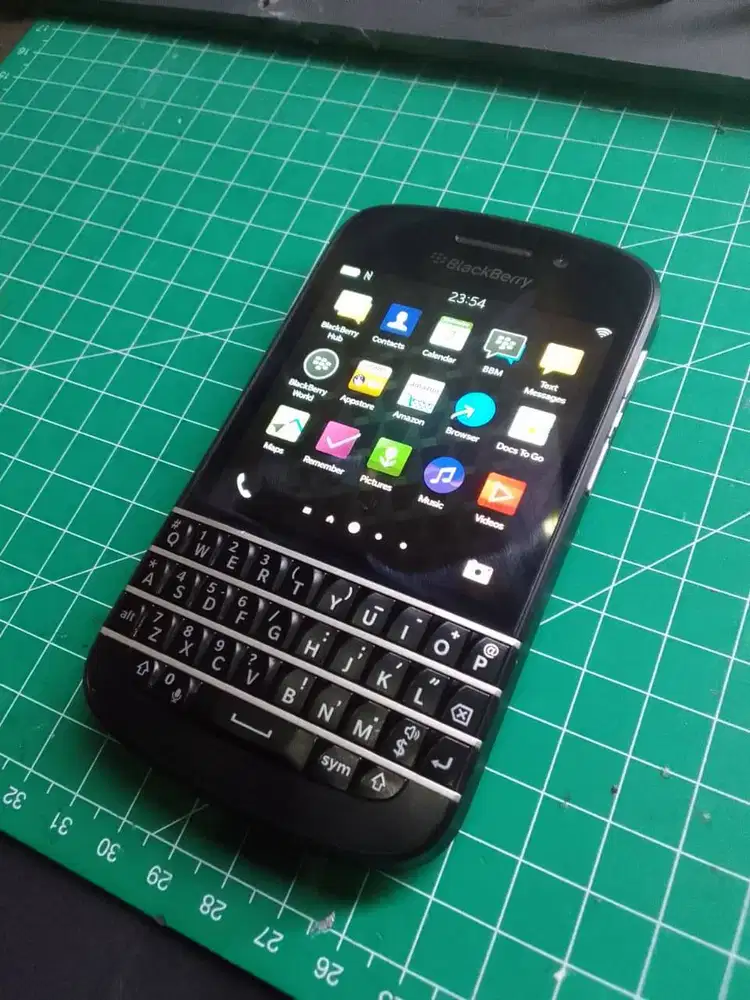 Dijual Blackberry Q10