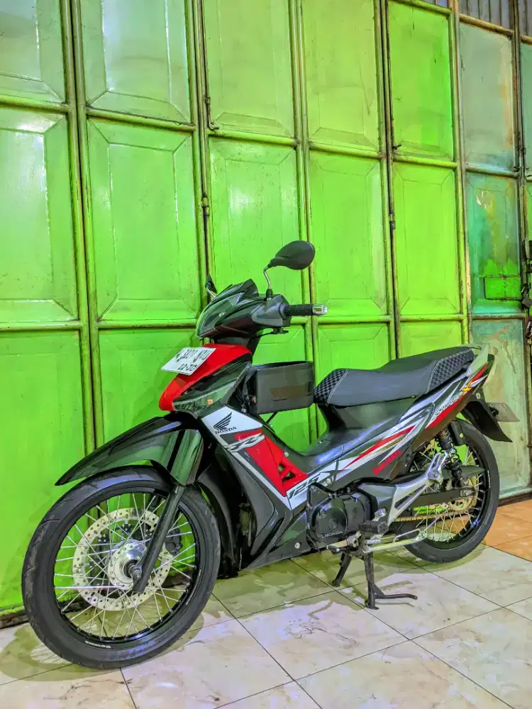 SUPRA X 125 tahun 2010