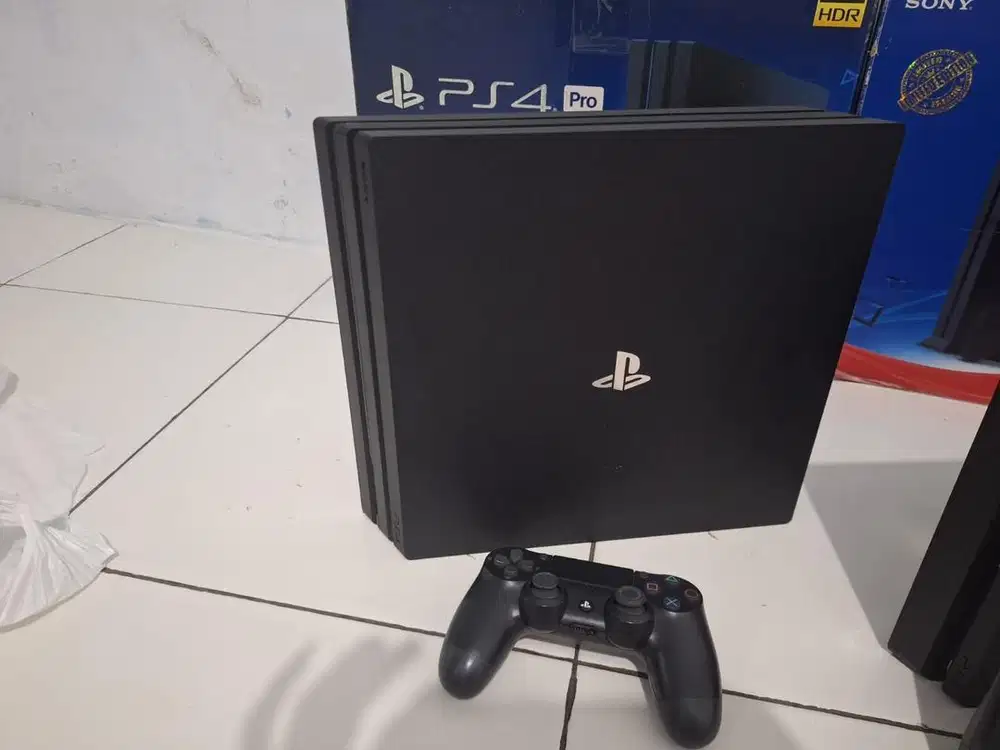 Playstation 4 pro 1 TB