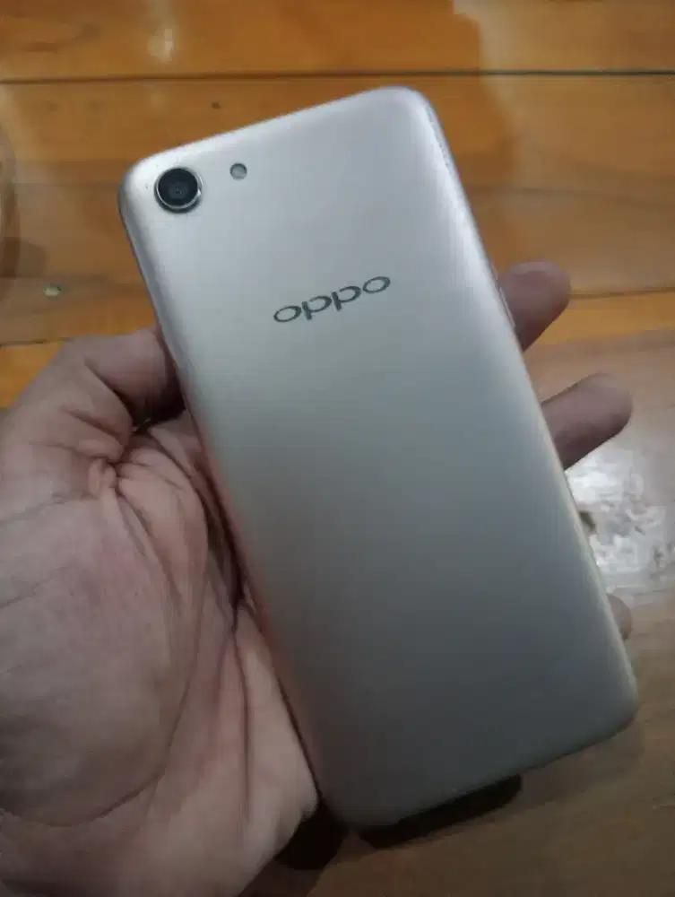 Oppo a83 ram 3/32Gb