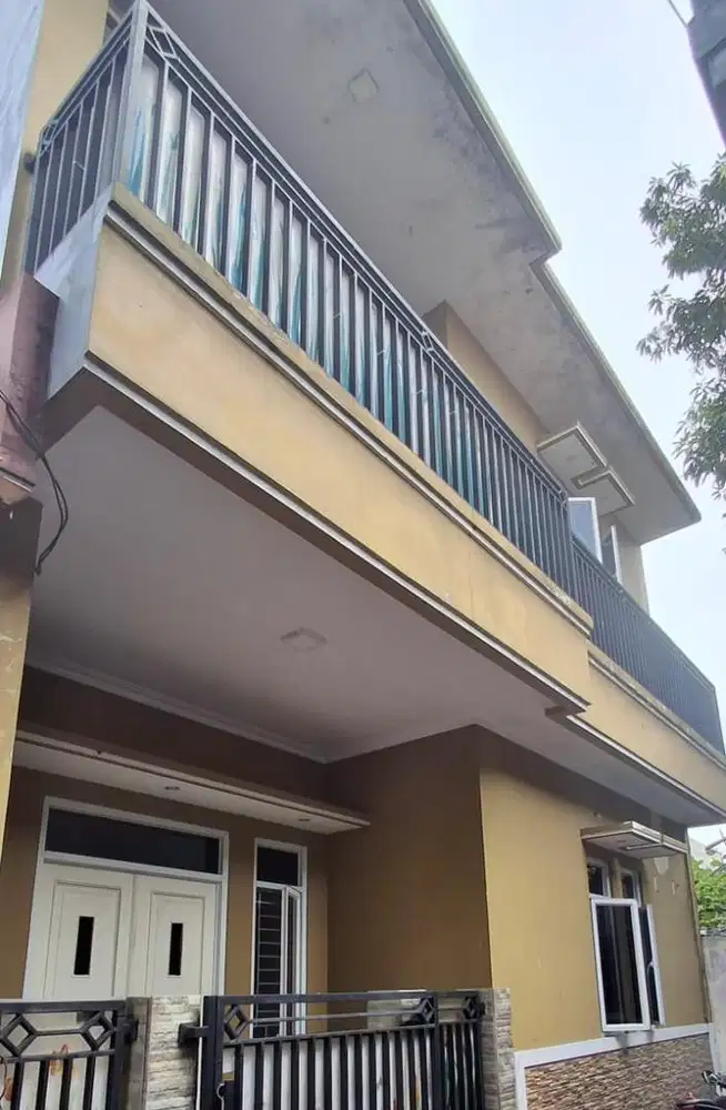 Sewa rumah 2 lantai kebon jeruk jakarta barat