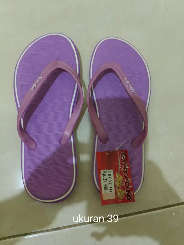 Sandal new era jepit