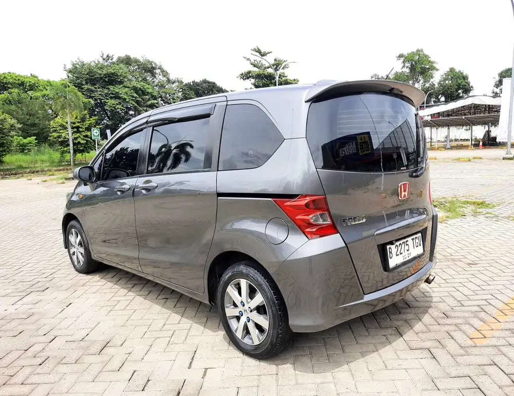 Honda Freed 2009 Bensin