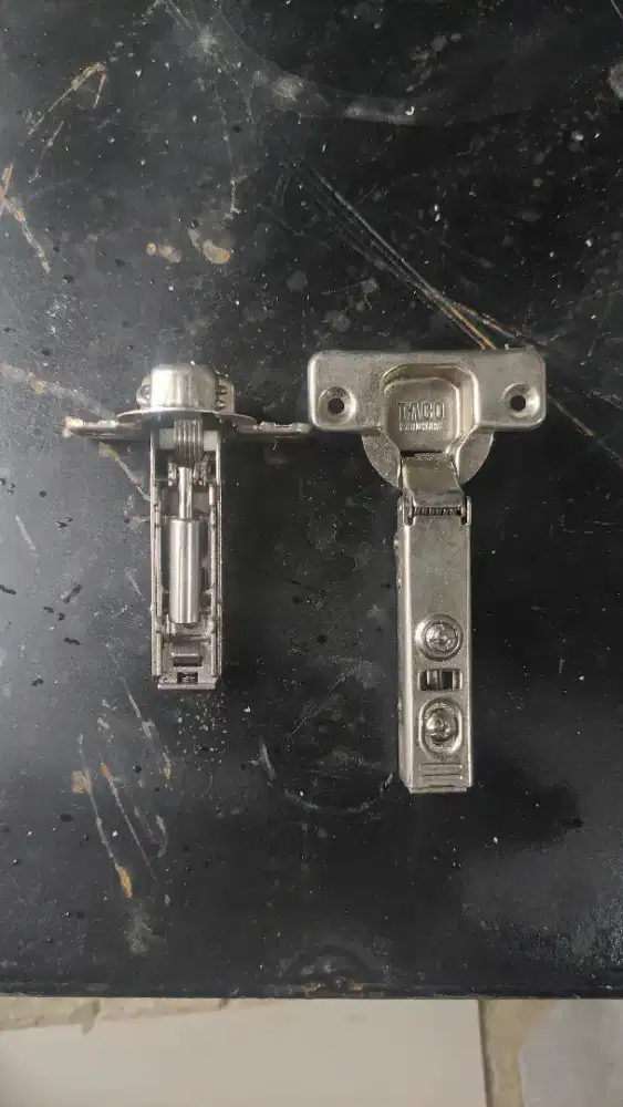 ENGSEL SENDOK HIDROLIK MERK TACO HARDWARE